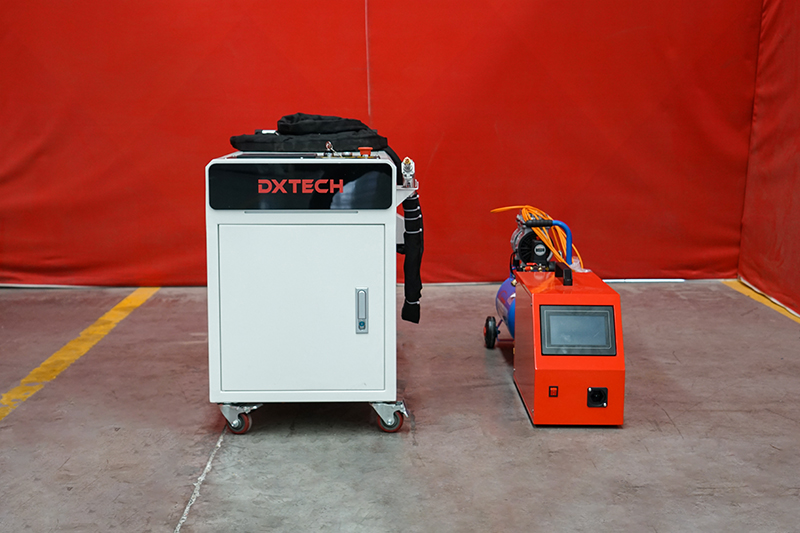 portable fiber laser cleaning machine laser cleaner 1000w price (5) portable fiber laser cleaning machine laser cleaner 1000w price