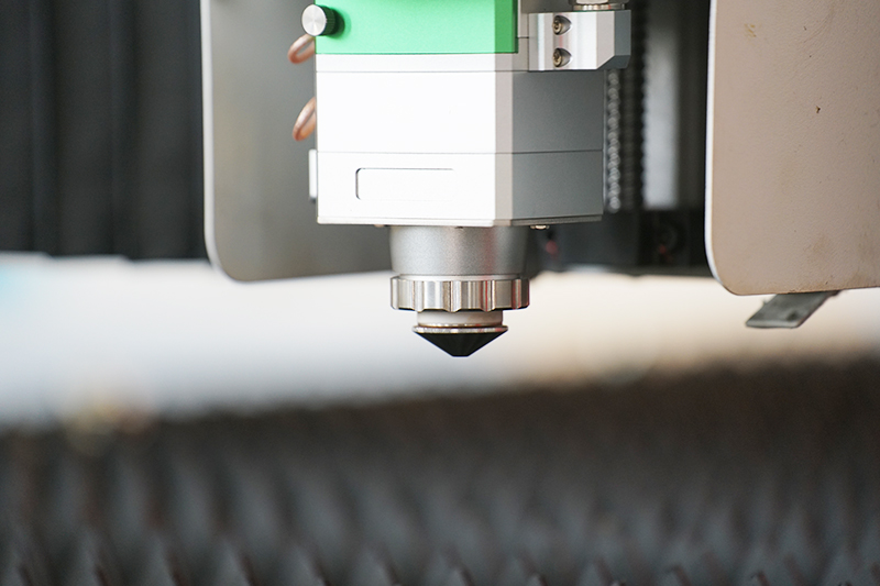 laser cutting machine for metal sheet and tube metal sheet and tube fiber laser cutting machine